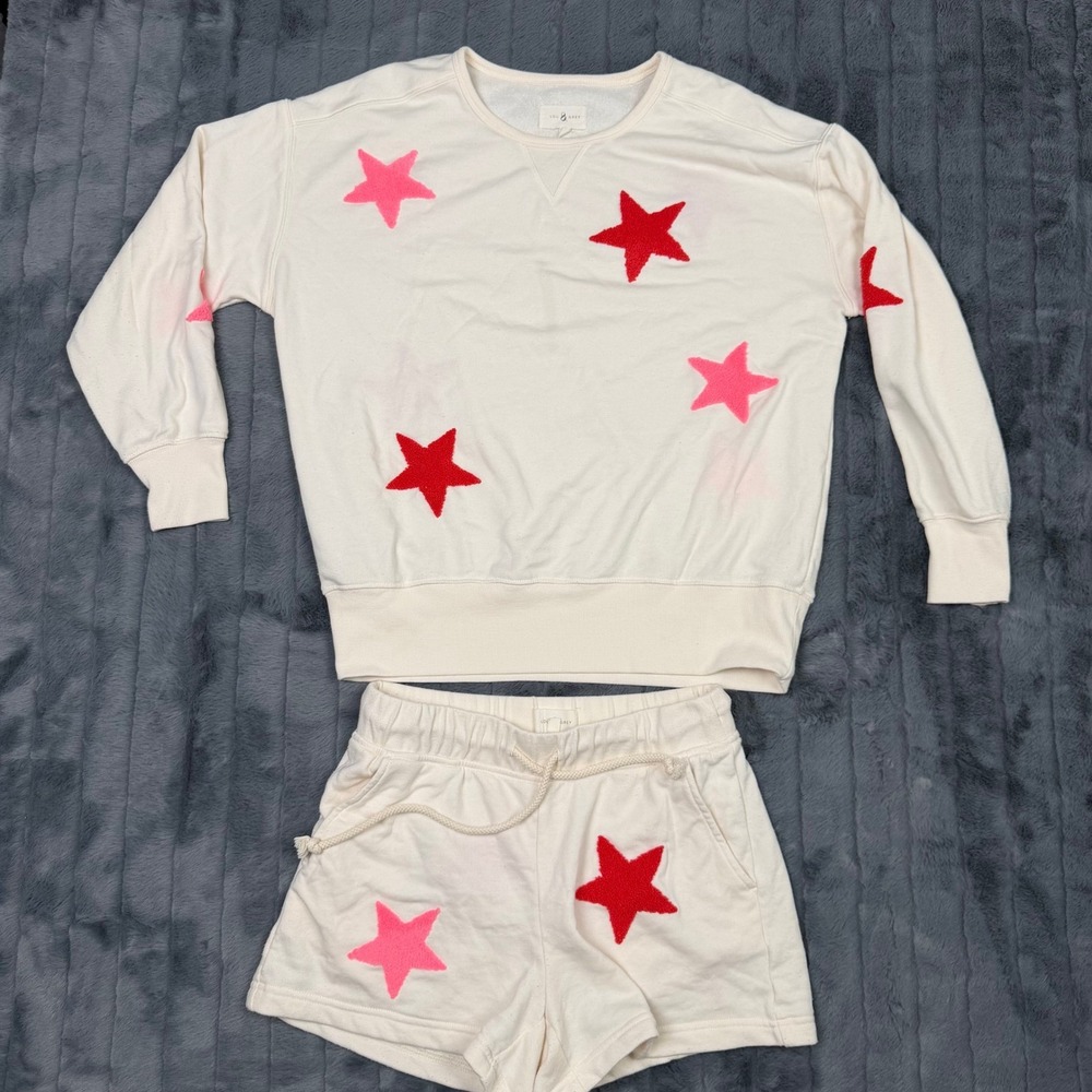 Lou & Grey Women Ivory Star Patch Sweatshirt and Shorts Lounge Set S XS
